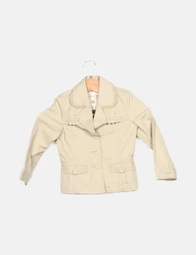 Massimo Dutti Blazer beige detalle bordado