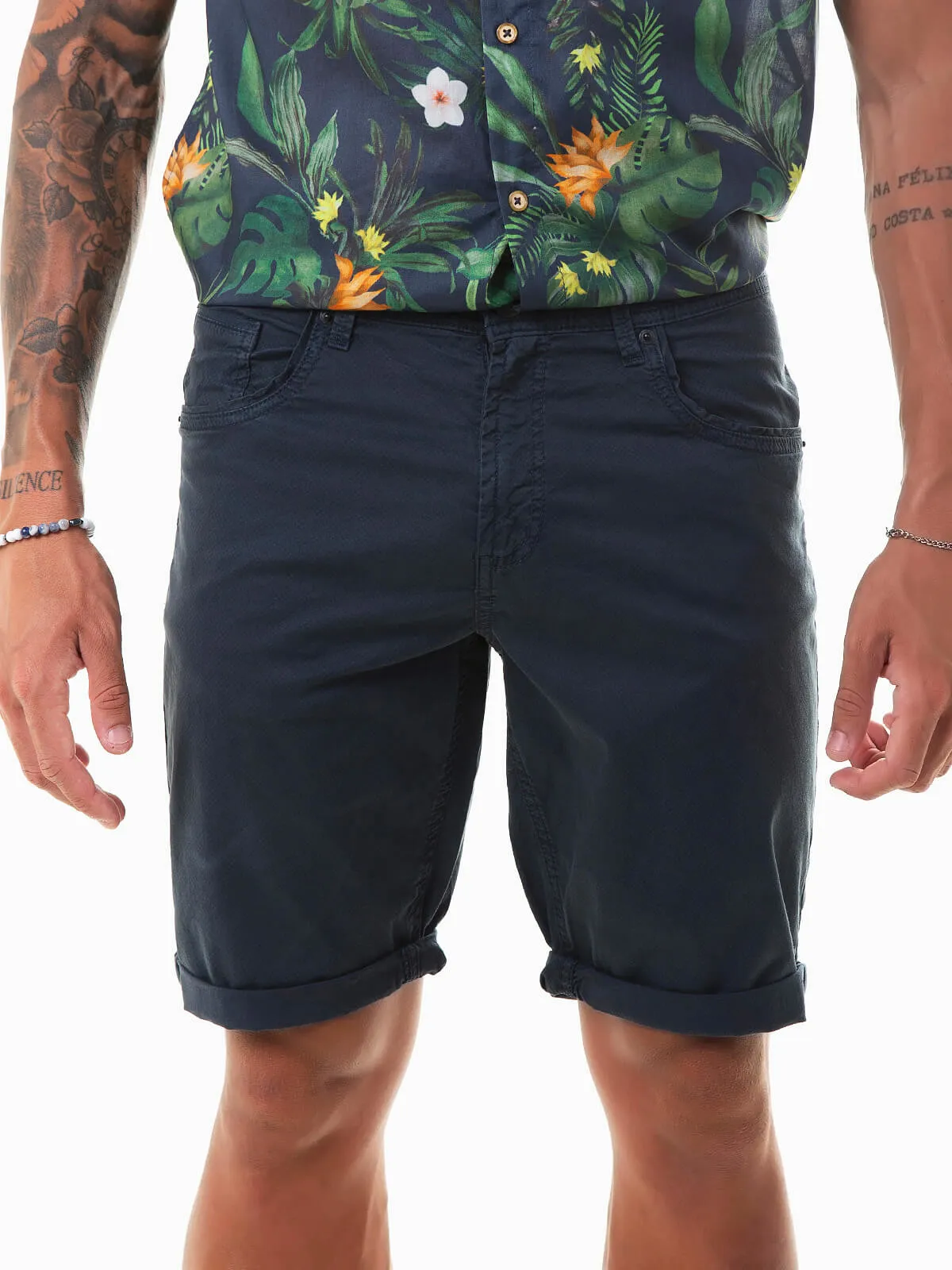 Shorts de sarga con rombos