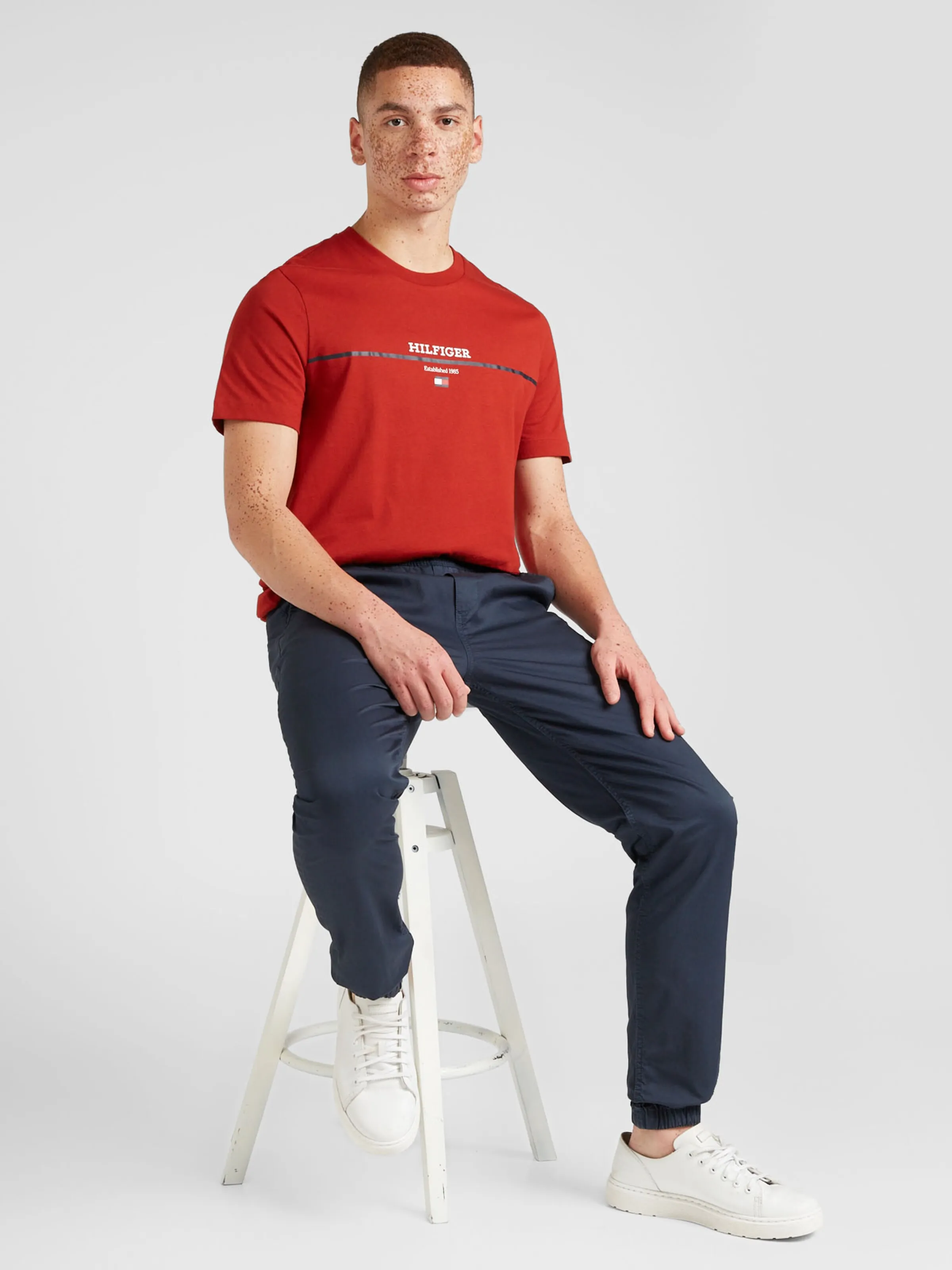 Tapered Pantalón 'AUSTIN' Tommy Jeans en Marino