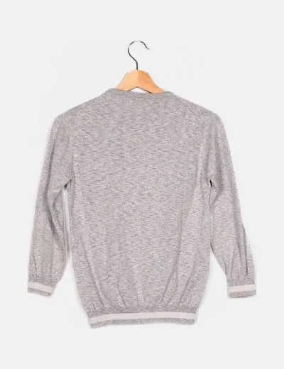 Zara Jersey gris detalle letras